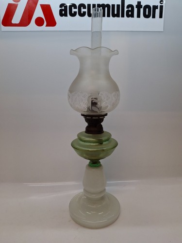Lampada petrolio antica - lampada,