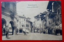 Domodossola (VB) Piazza del Mercato viaggiata primi 900 color seppia