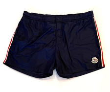 Elegante costume da bagno uomo