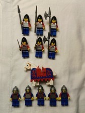 LEGO minifigures vintage Black Knights castle