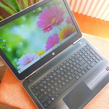 HP 15 AW 15 pollici FULLHD