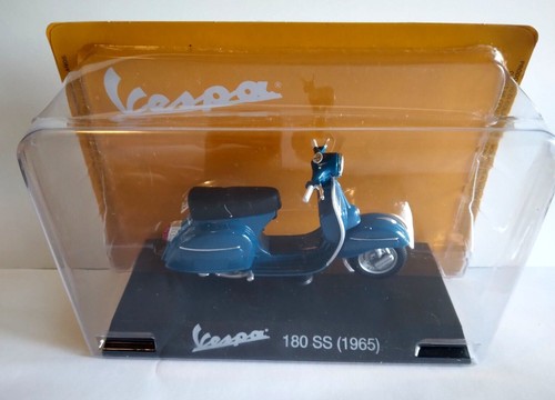 Die cast vespa 180 - cast, (1965)