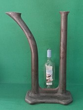 Vecchia incudine metallo - in,