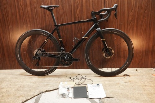 Colnago c68 titanium limited - colnago,