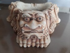 posacenere in marmo a 3 teste stile orientale