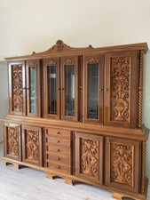 Splendido Set di Mobili Antichi in Stile Rinascimento Piemontese (1969)