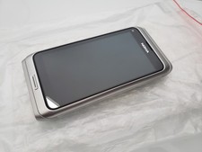 Nokia E7 (sbloccato) telefono