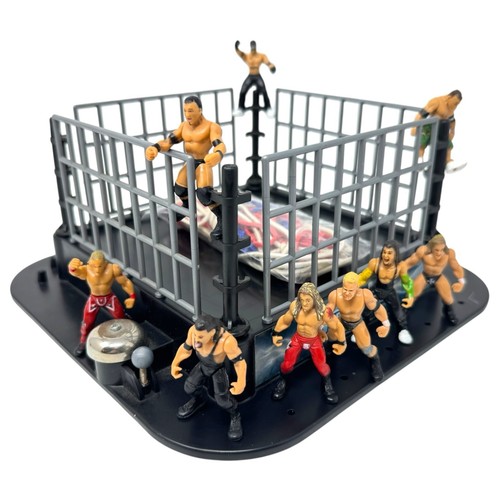 Wwe ring 1997 con - 1997, personaggi