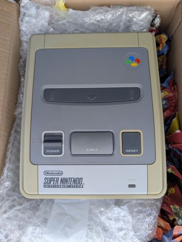 Super nintendo entertainment - super,