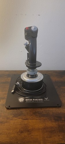 Thrustmaster hotas warthog - thrustmaster,