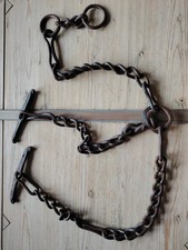 Magnifica Antica Catena Per