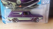 HOT WHEELS 2019 - CUSTOM '69 VOLKSWAGEN SQUAREBACK 1/64 APROX *NUOVO*