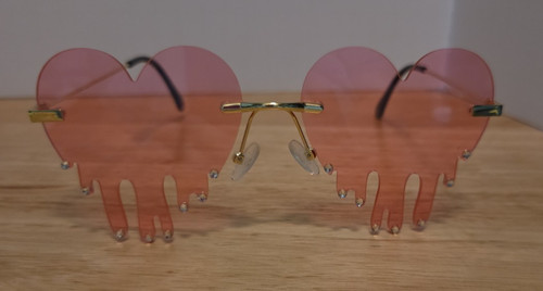 Rimless pink drippy heart - drippy,