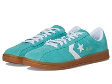 Sneakers e scarpe da