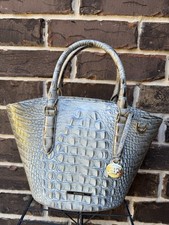 Borsa nuova con etichette $365