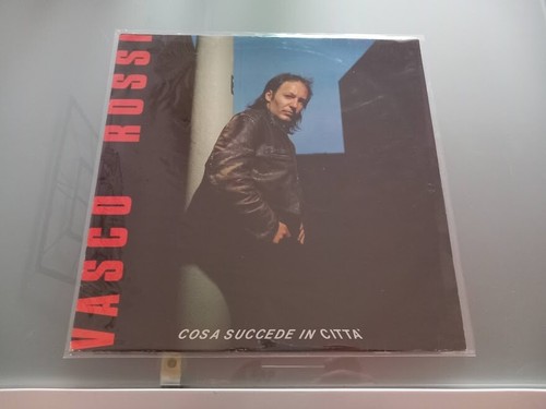 Vasco rossi cosa succede in - ,