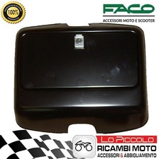 Piaggio Vespa 50 Special FRONT