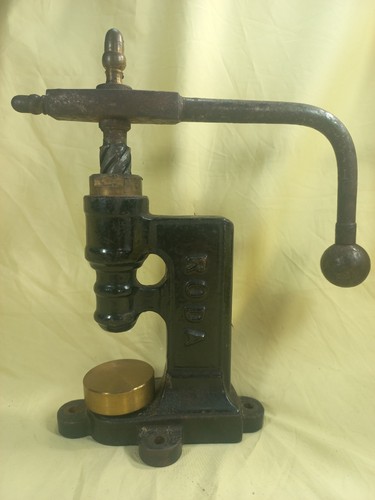 Piccolo torchietto per - , bottoni