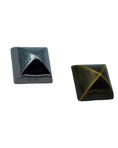 Borchia metallizzata materiale - borchia,