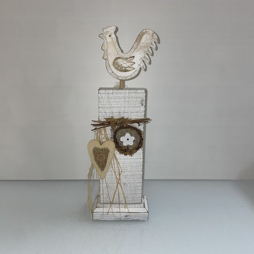 Scultura totem con gallo - con,