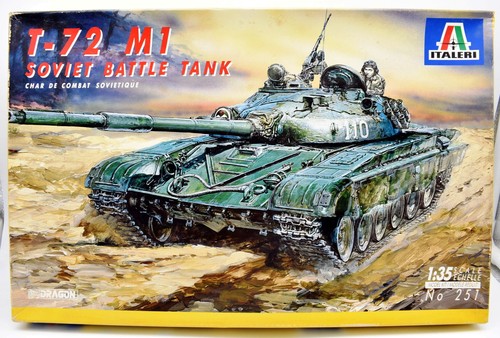 Modellino model kit montaggio