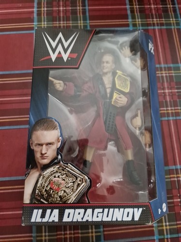 Wwe elite collection ilja - wwe,
