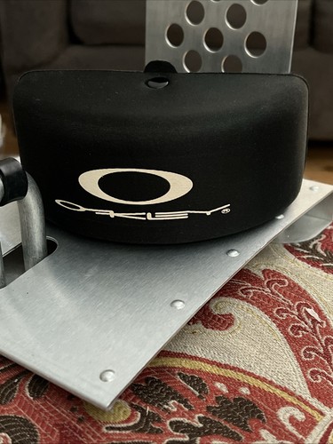 Oakley frame case black - frame,