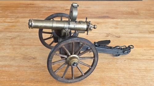 Enorme cannone modello cm - enorme,