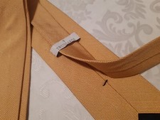 TRUSSARDI cravatta in seta  manifattura italiana. 