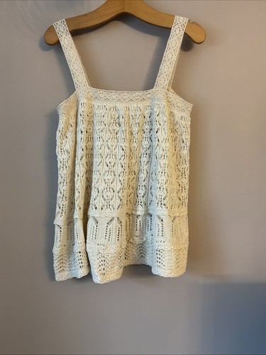 Top estivo boho all'uncinetto