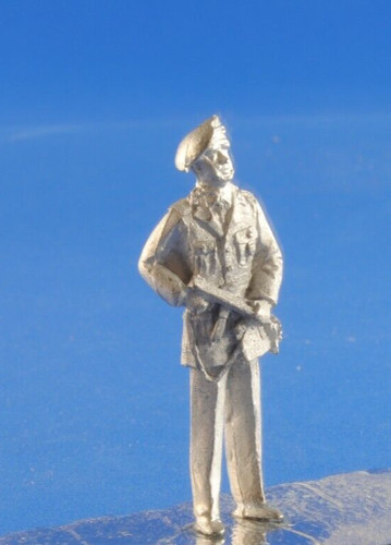 Ninive 16x figura - ninive,