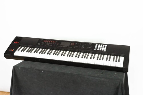 Roland workstation - fa-08,