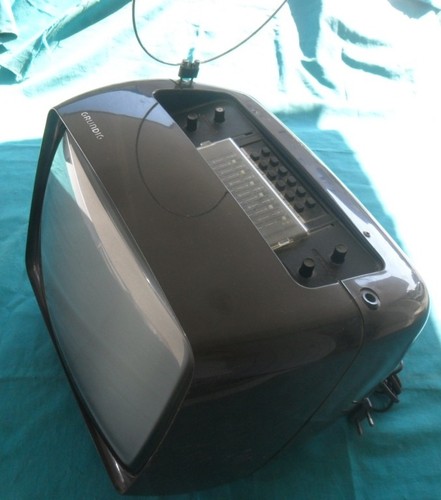 Grundig pollici anni - grundig,