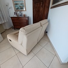 Divano 2 posti con appoggia piedi 150 x 90 alto 105