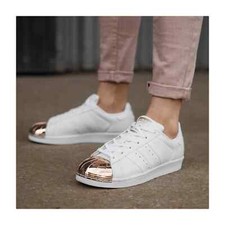 Scarpe sportive da donna Adidas Superstar Metal Toe, taglia US9/UK7.5/EU41.5