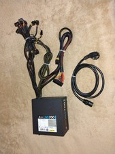 alimentatore PC corsair GS 700 colore nero usato ma perfettamente funzionante