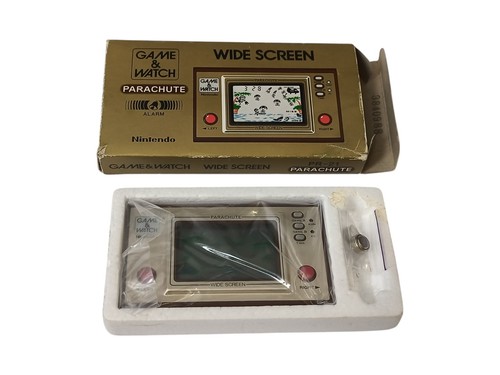 Nintendo game watch - &,