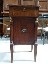 Comodino Impero in noce con