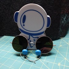 Coppia occhiali da sole primi