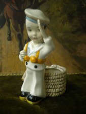 131114 Una deliziosa statua di marinaretto art-decò, col marchio Ars Pulchra 