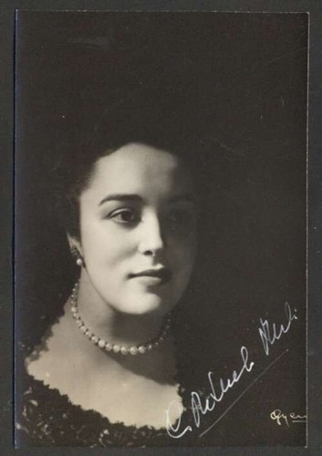 Real photo consuelo - photo,