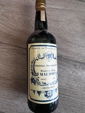 Bottiglia di vino-liquore da