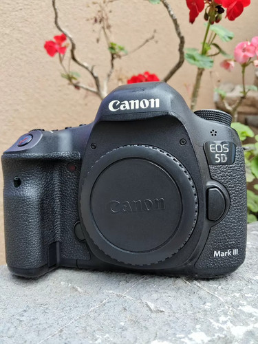 Canon eos mark - 5d, 22.3mp