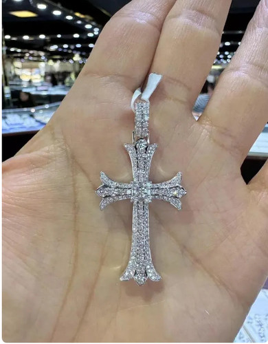 Ciondolo croce uomo moissanite