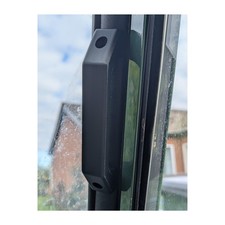 Land Rover Defender A Pillar