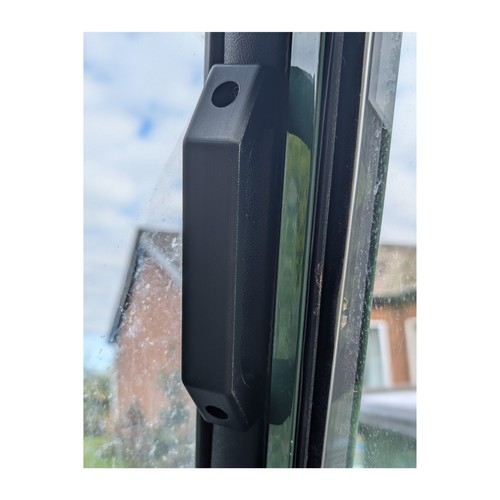 Land rover defender pillar - rover,