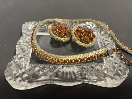 Set orecchini girocollo - , e
