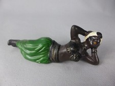 FIGURINA IN PORCELLANA