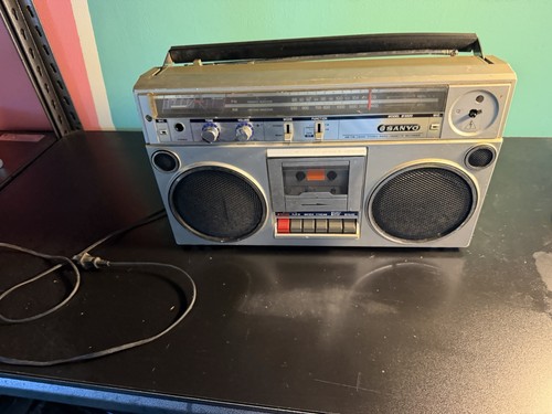 Sanyo m9820k stereo - sanyo, am/fm