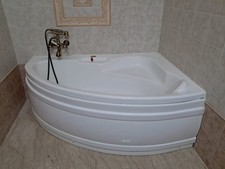 vasca da bagno angolare + rubinetteria in bronzo compresa 